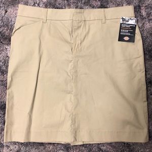 Khaki skirt - Brand new - with tags - size 14